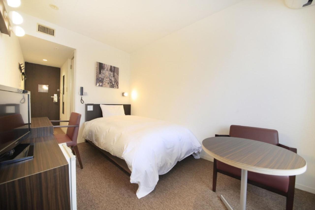 Hotel Plumm Γιοκοχάμα Δωμάτιο φωτογραφία